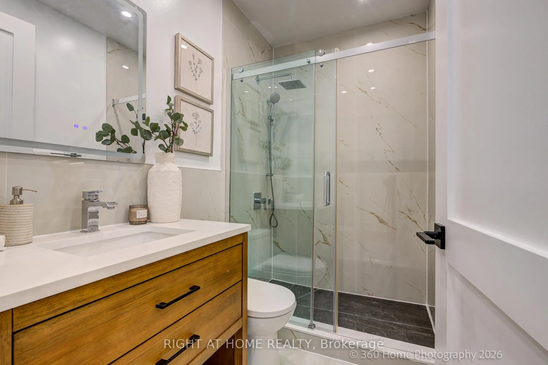 Photo 15 of 281 Brunswick Avenue, Toronto, University — HOMEH