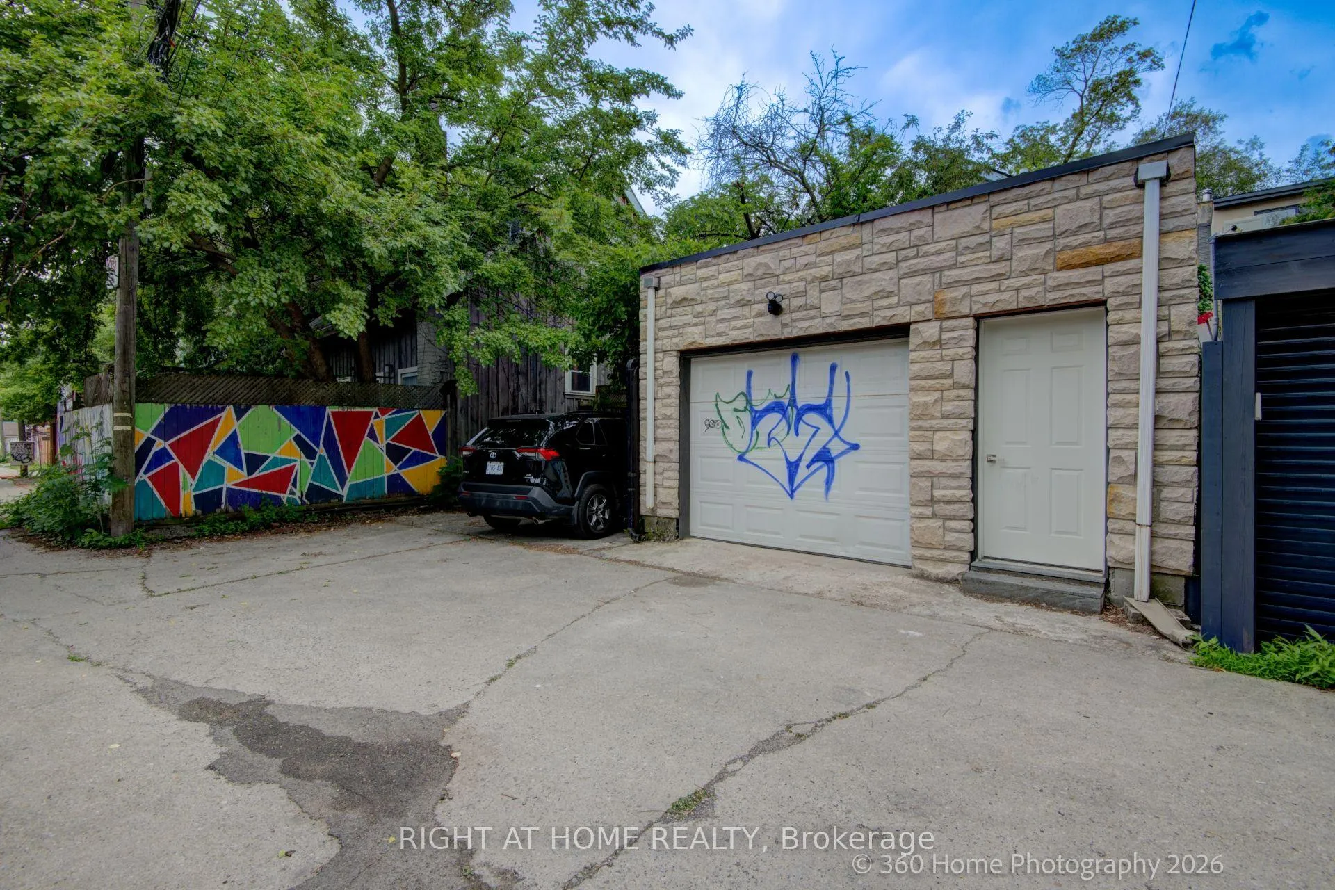 Photo 26 of 281 Brunswick Avenue, Toronto, University — HOMEH
