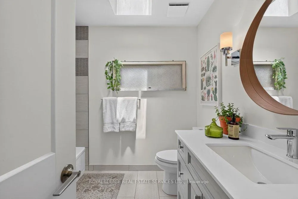 Photo 54 of 17 Mckay Court, Hamilton, Dundas — HOMEH