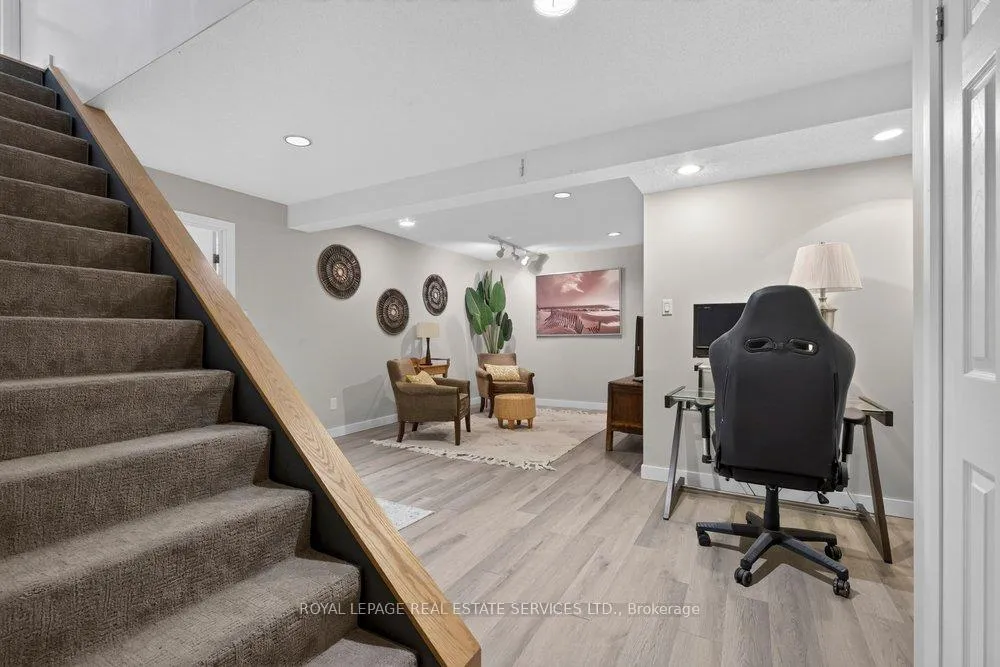 Photo 60 of 17 Mckay Court, Hamilton, Dundas — HOMEH