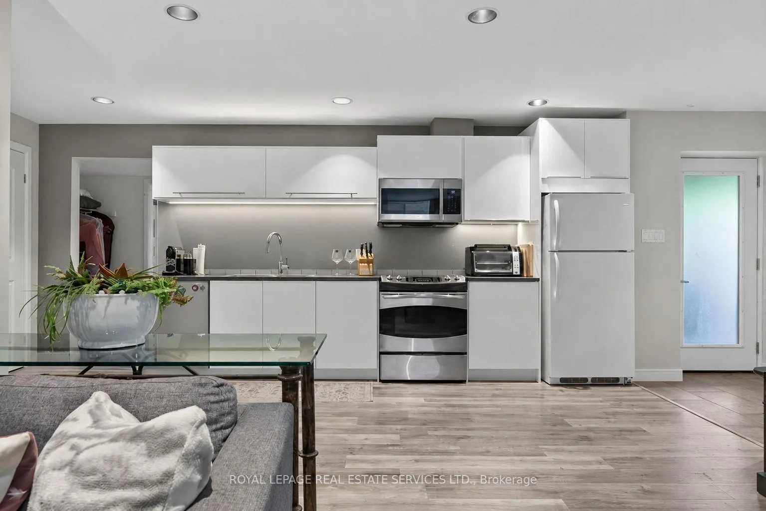 Photo 69 of 17 Mckay Court, Hamilton, Dundas — HOMEH