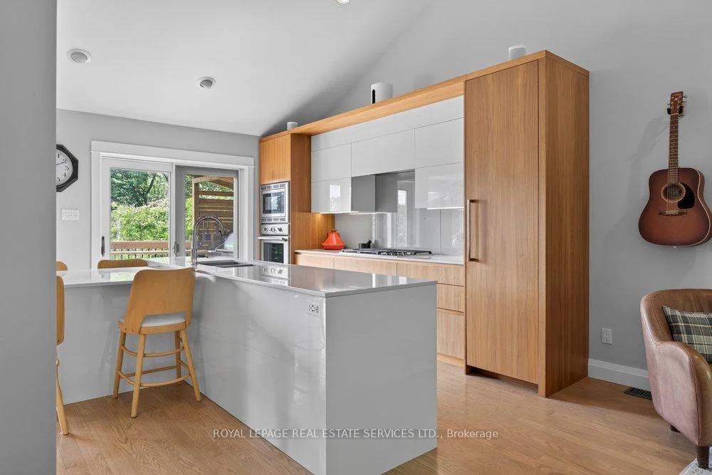 Photo 14 of 17 Mckay Court, Hamilton, Dundas — HOMEH