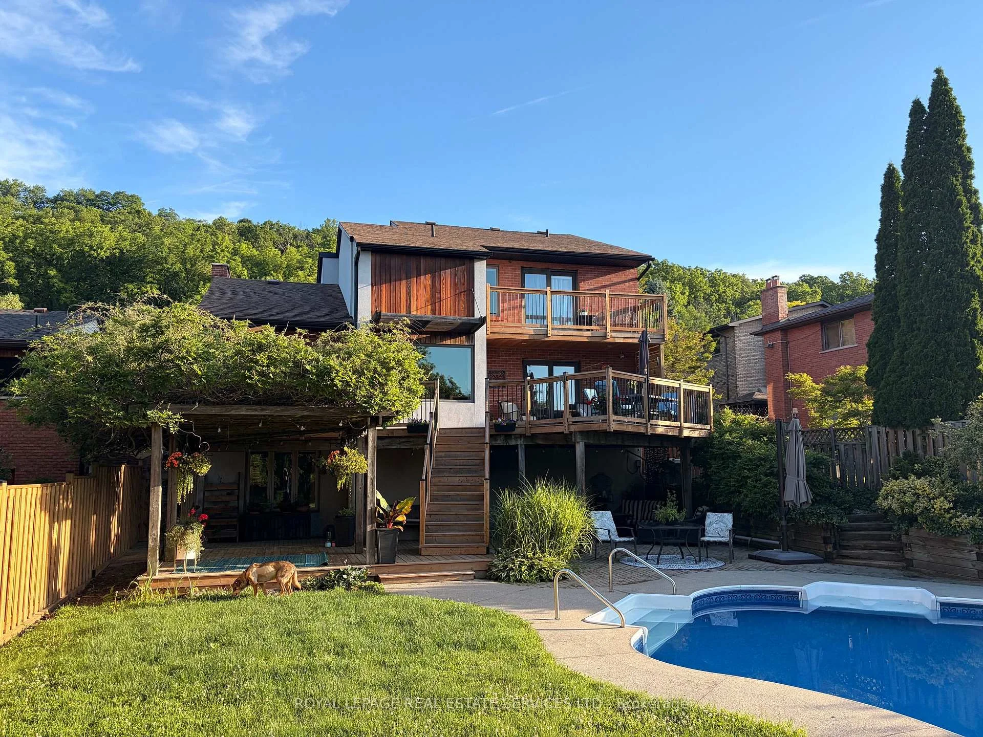 Photo 33 of 17 Mckay Court, Hamilton, Dundas — HOMEH