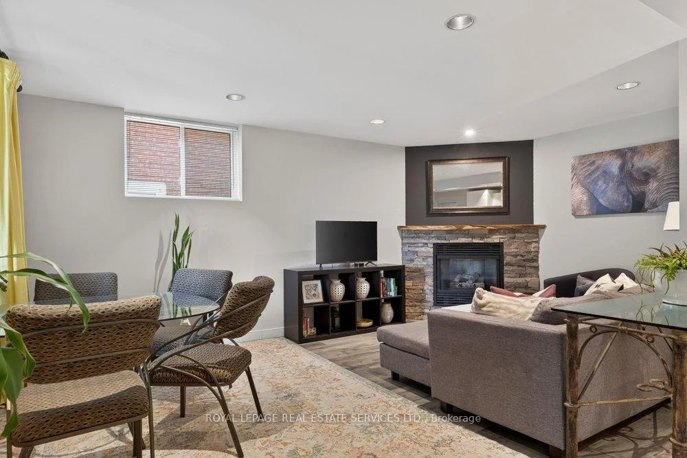 Photo 63 of 17 Mckay Court, Hamilton, Dundas — HOMEH