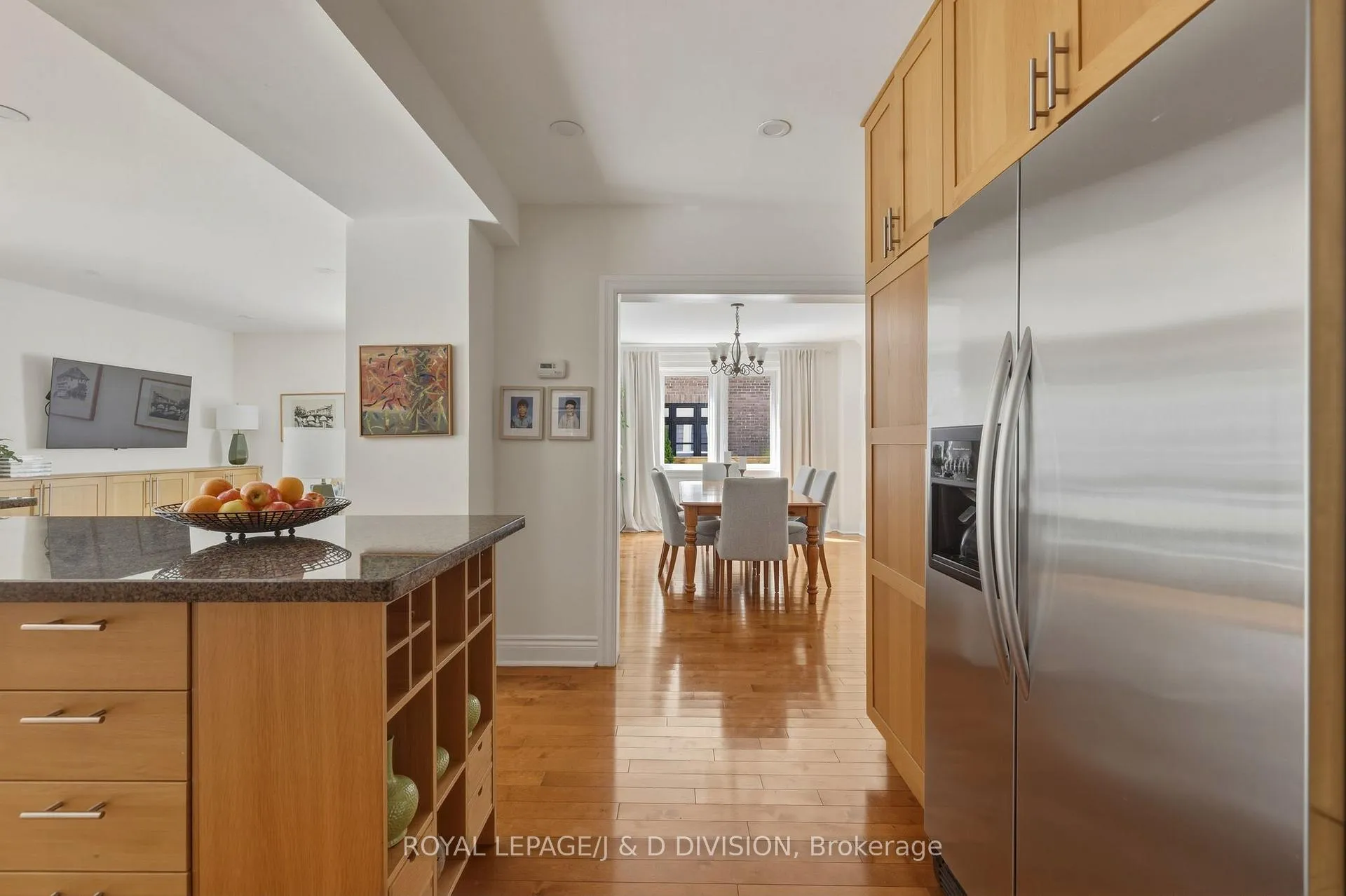 Photo 13 of 111 Warwood Road, Etobicoke, Islington-City Centre West — HOMEH