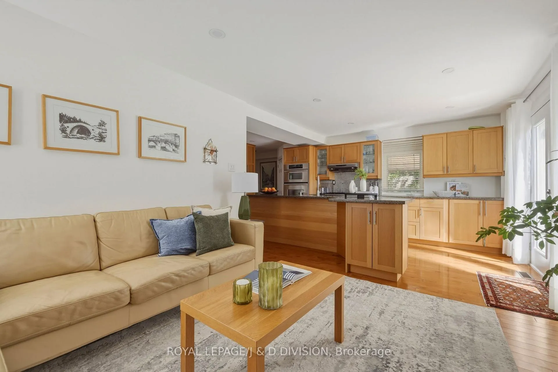 Photo 16 of 111 Warwood Road, Etobicoke, Islington-City Centre West — HOMEH