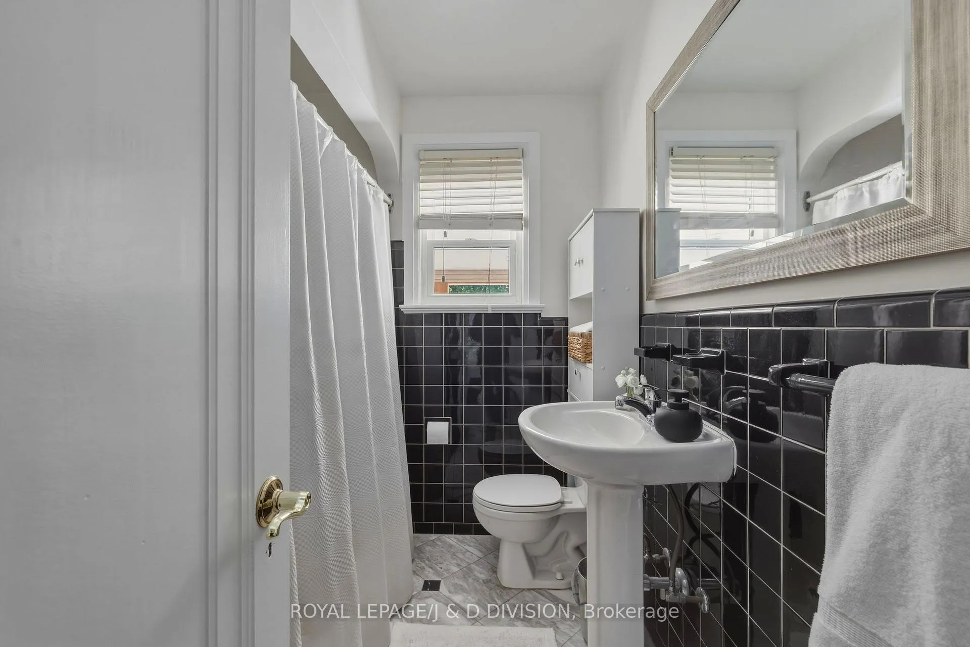Photo 21 of 111 Warwood Road, Etobicoke, Islington-City Centre West — HOMEH