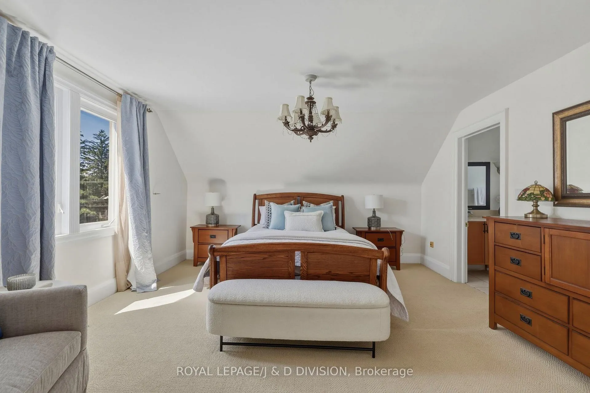 Photo 23 of 111 Warwood Road, Etobicoke, Islington-City Centre West — HOMEH