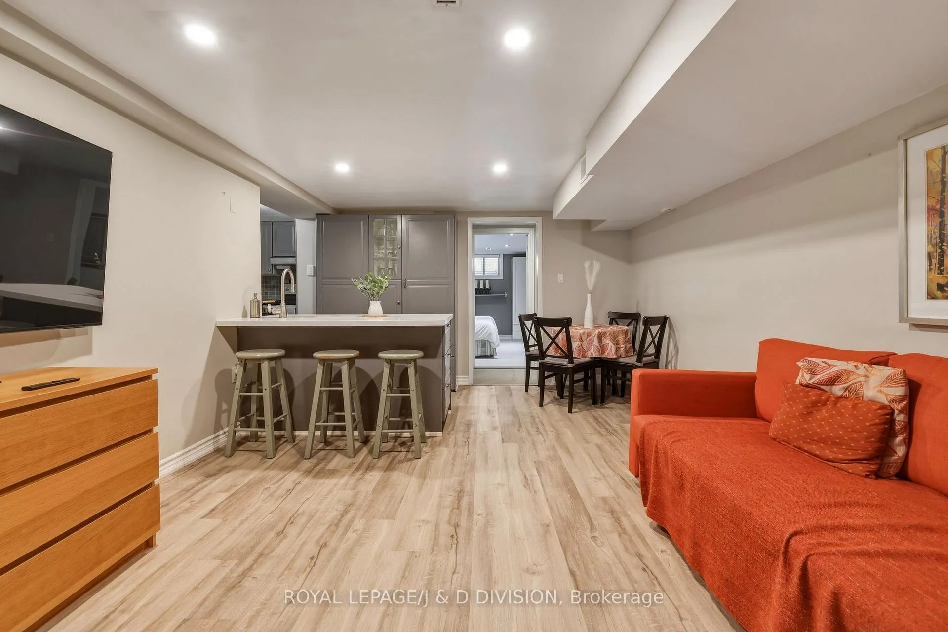 Photo 36 of 111 Warwood Road, Etobicoke, Islington-City Centre West — HOMEH
