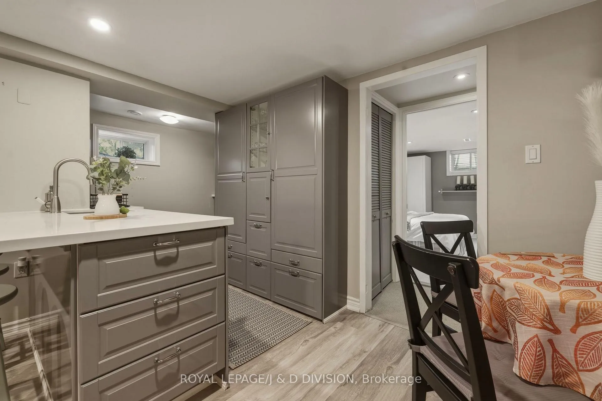 Photo 37 of 111 Warwood Road, Etobicoke, Islington-City Centre West — HOMEH