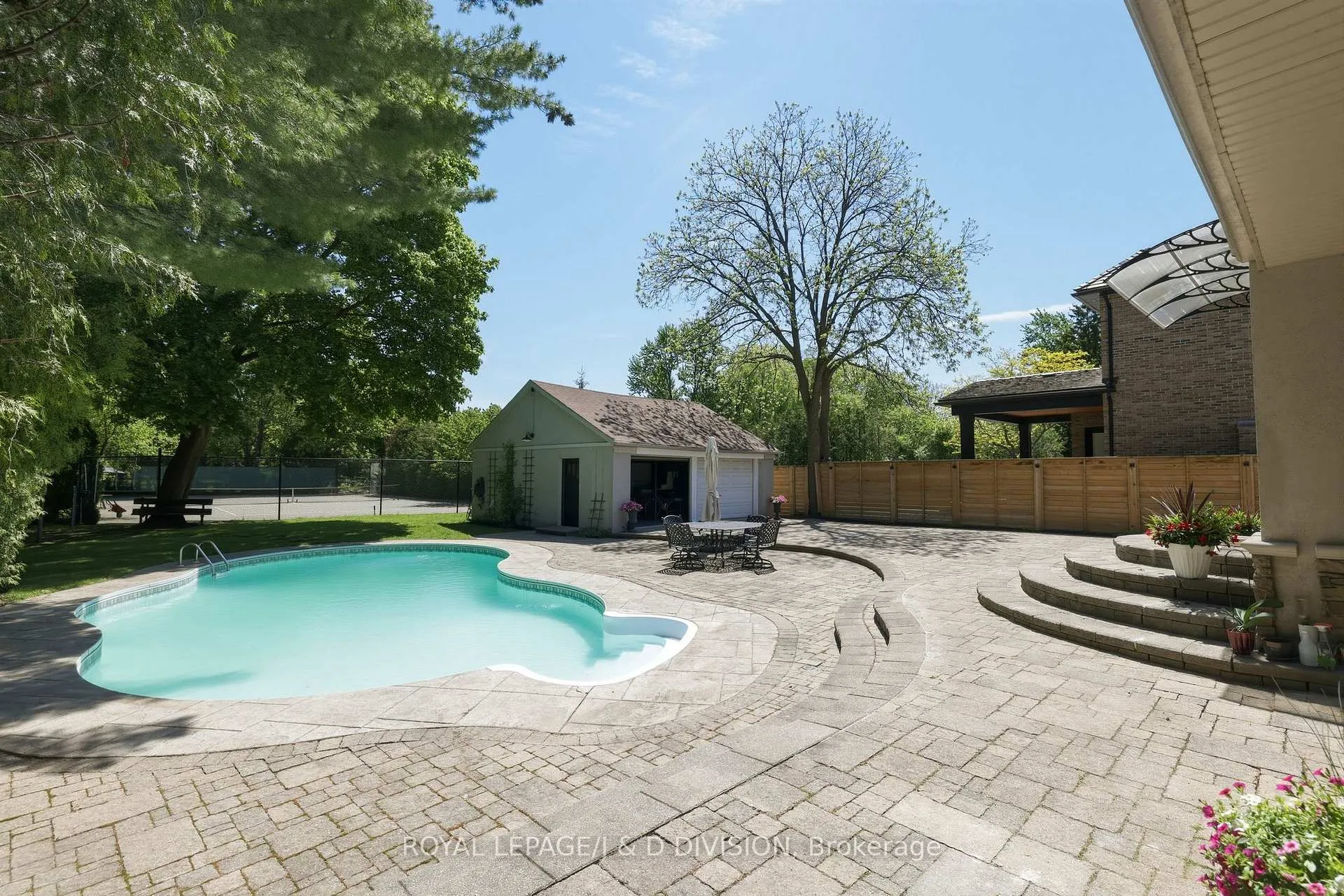 Photo 44 of 111 Warwood Road, Etobicoke, Islington-City Centre West — HOMEH
