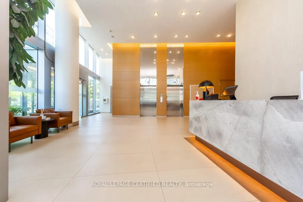 Photo 6 of Unit 928, 29 Queens Quay Street E, Toronto, Waterfront Communities — HOMEH