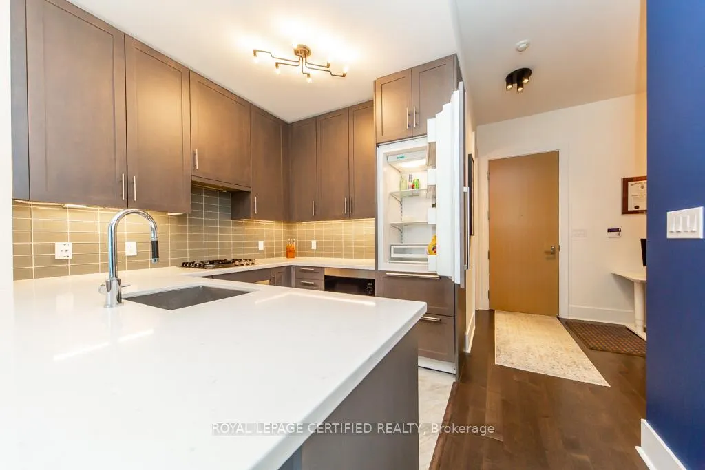 Photo 16 of Unit 928, 29 Queens Quay Street E, Toronto, Waterfront Communities — HOMEH