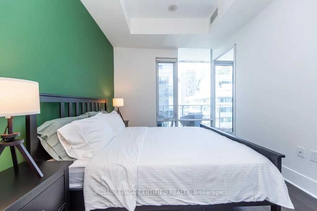 Photo 19 of Unit 928, 29 Queens Quay Street E, Toronto, Waterfront Communities — HOMEH