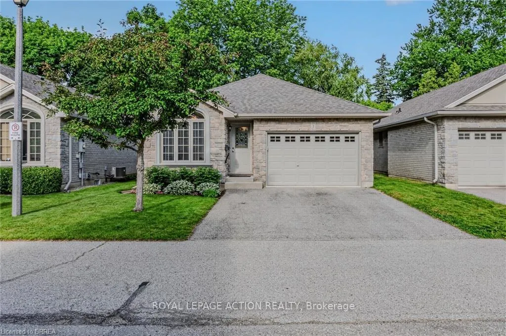 Front of Unit 3, 54 Glenwood Drive