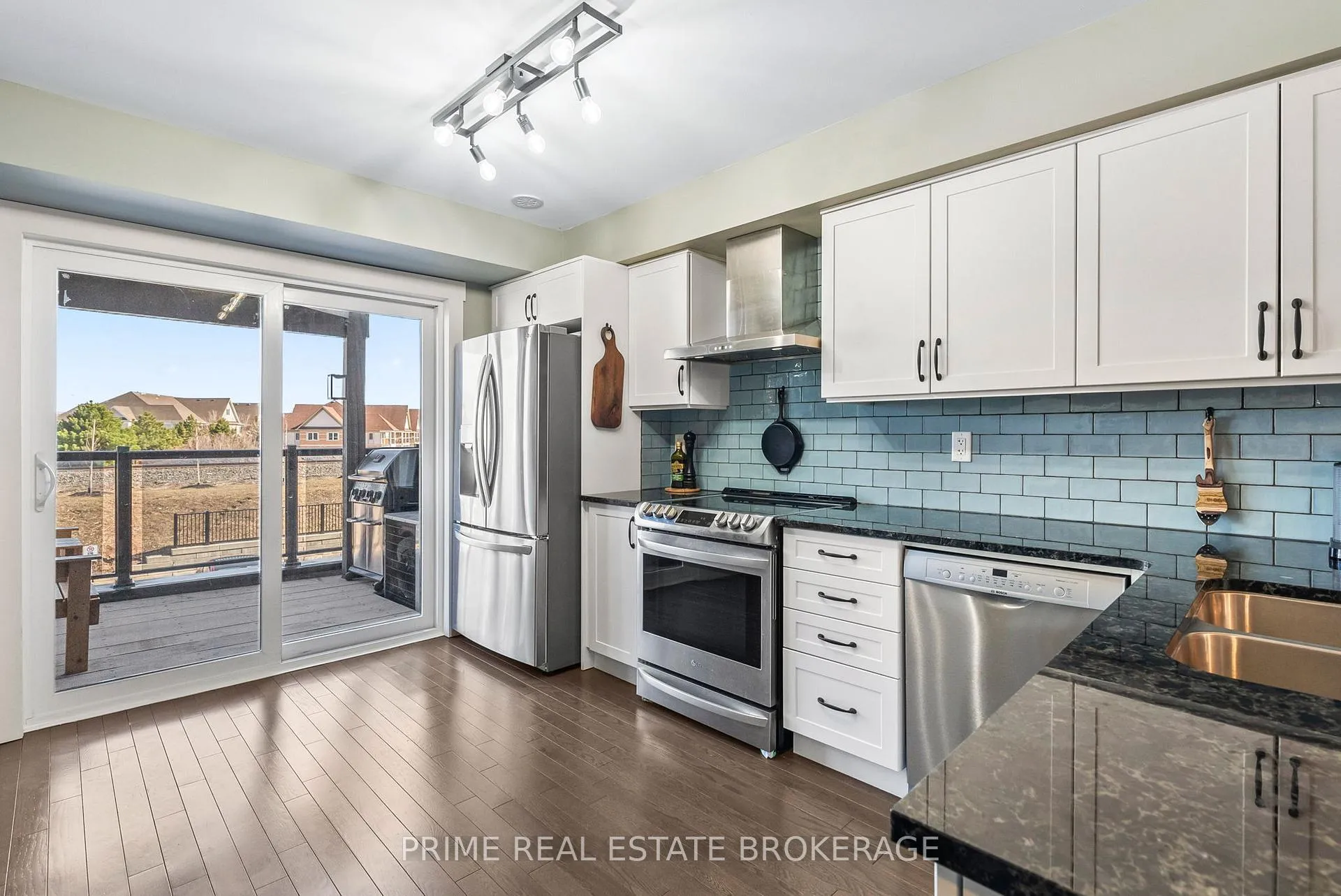 Photo 24 of 2 King William Way, Clarington, Bowmanville — HOMEH