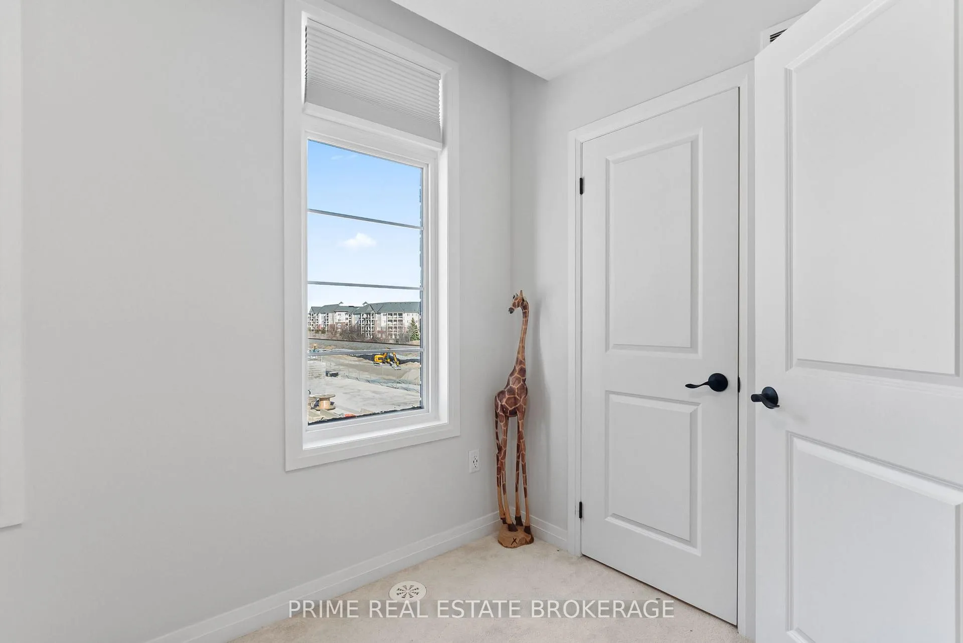 Photo 42 of 2 King William Way, Clarington, Bowmanville — HOMEH