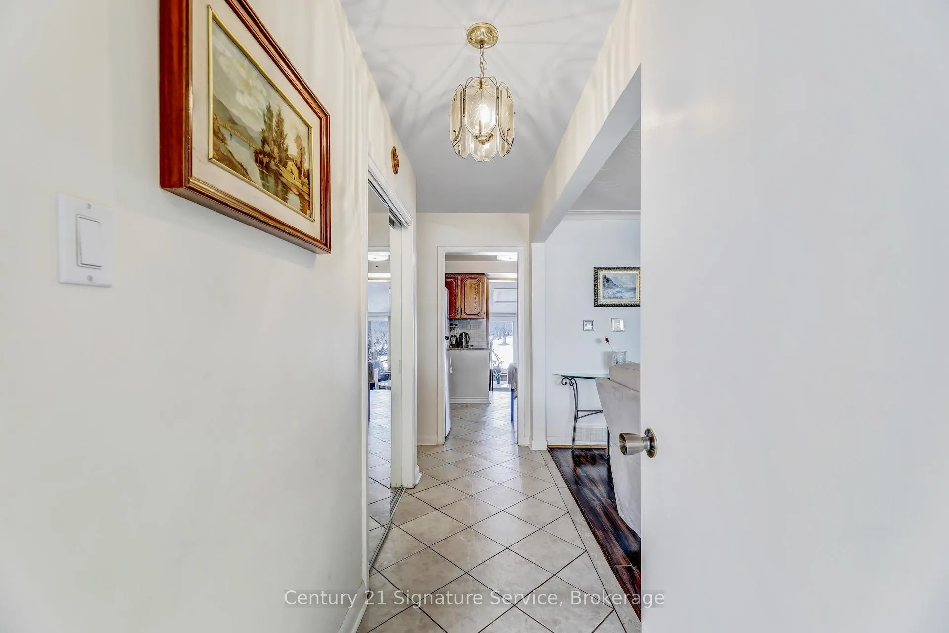 Photo 3 of 8026 Mayfield Road, Caledon, Rural Caledon — HOMEH