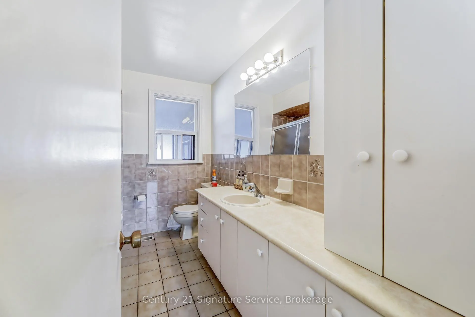 Photo 13 of 8026 Mayfield Road, Caledon, Rural Caledon — HOMEH