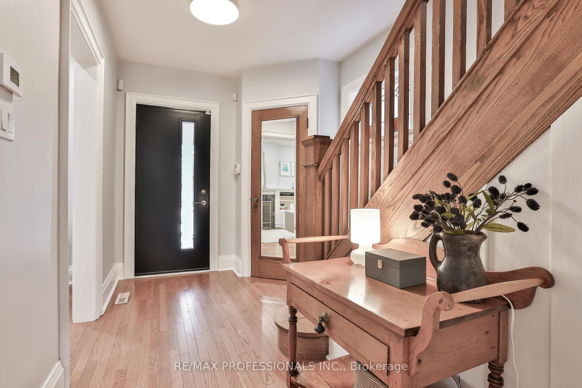 Photo 4 of 611 Windermere Avenue, Toronto, Runnymede-Bloor West Village — HOMEH