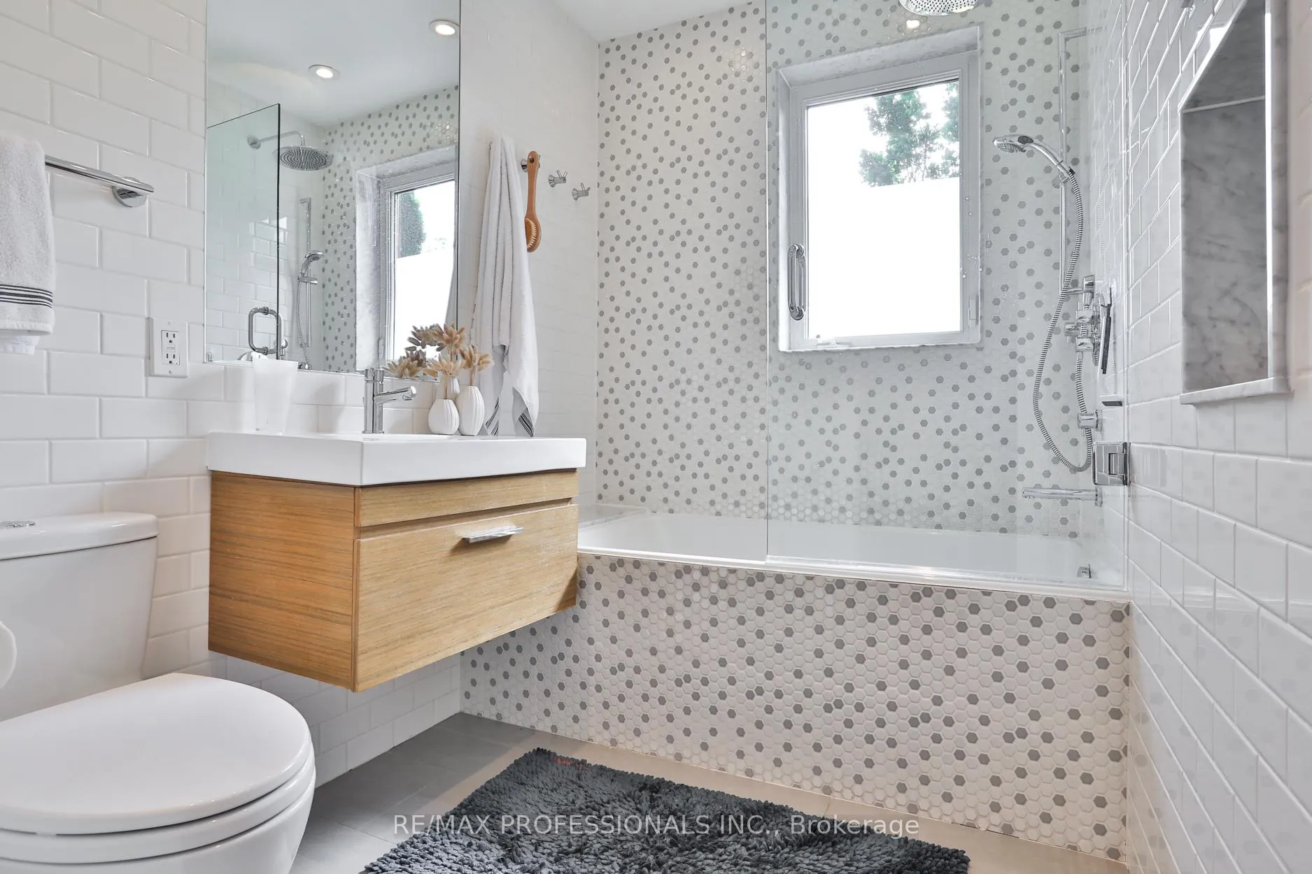 Photo 28 of 611 Windermere Avenue, Toronto, Runnymede-Bloor West Village — HOMEH