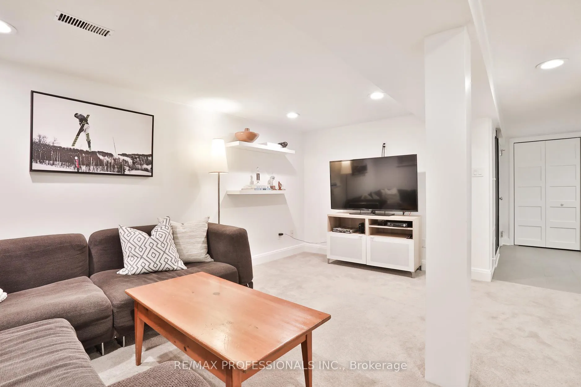 Photo 33 of 611 Windermere Avenue, Toronto, Runnymede-Bloor West Village — HOMEH