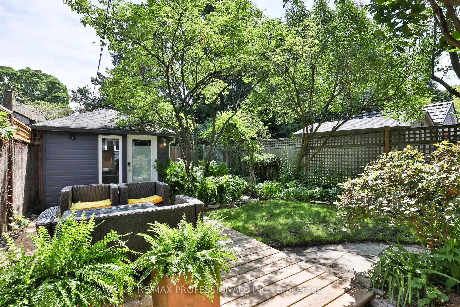 Photo 37 of 611 Windermere Avenue, Toronto, Runnymede-Bloor West Village — HOMEH