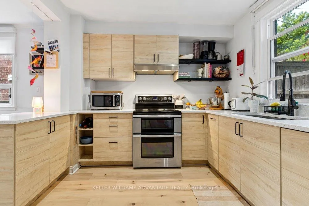 Photo 14 of 203 Blackthorn Avenue, Toronto, Weston-Pellam Park — HOMEH