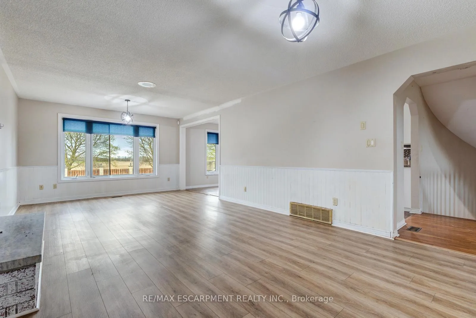 Photo 16 of 650 Sligo Road E, Wellington North, Mount Forest — HOMEH