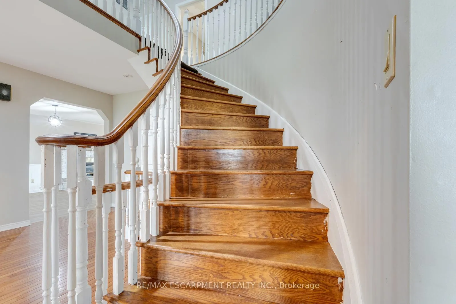 Photo 20 of 650 Sligo Road E, Wellington North, Mount Forest — HOMEH