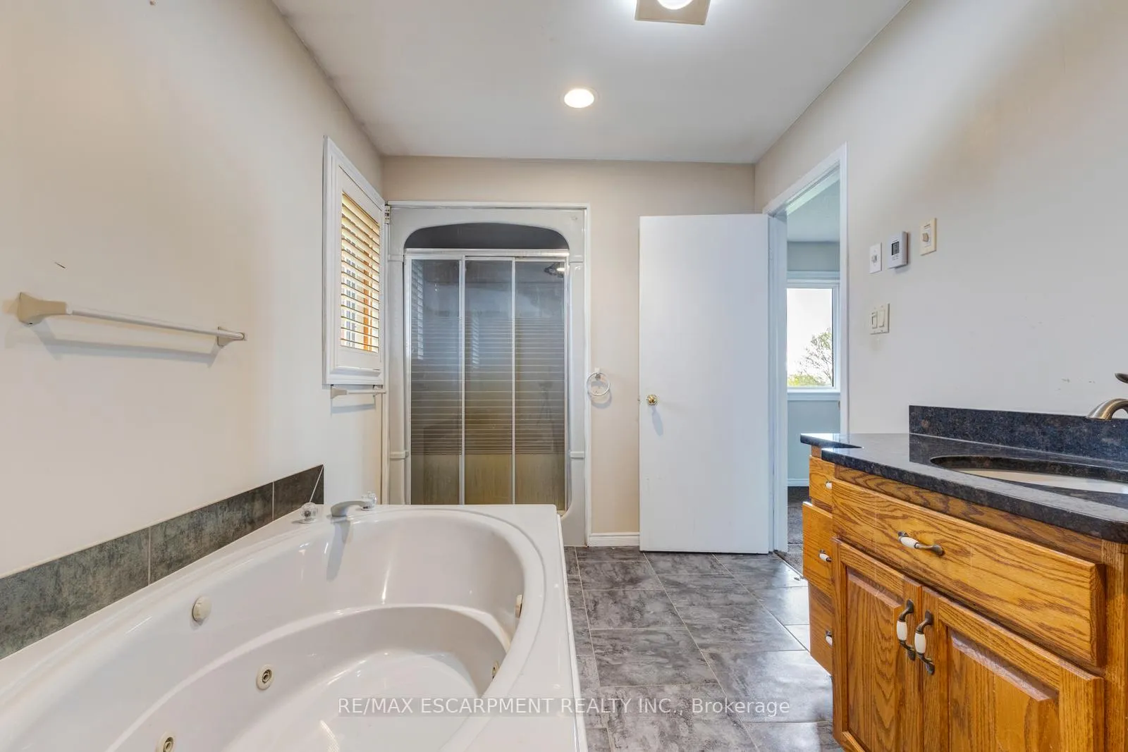 Photo 26 of 650 Sligo Road E, Wellington North, Mount Forest — HOMEH