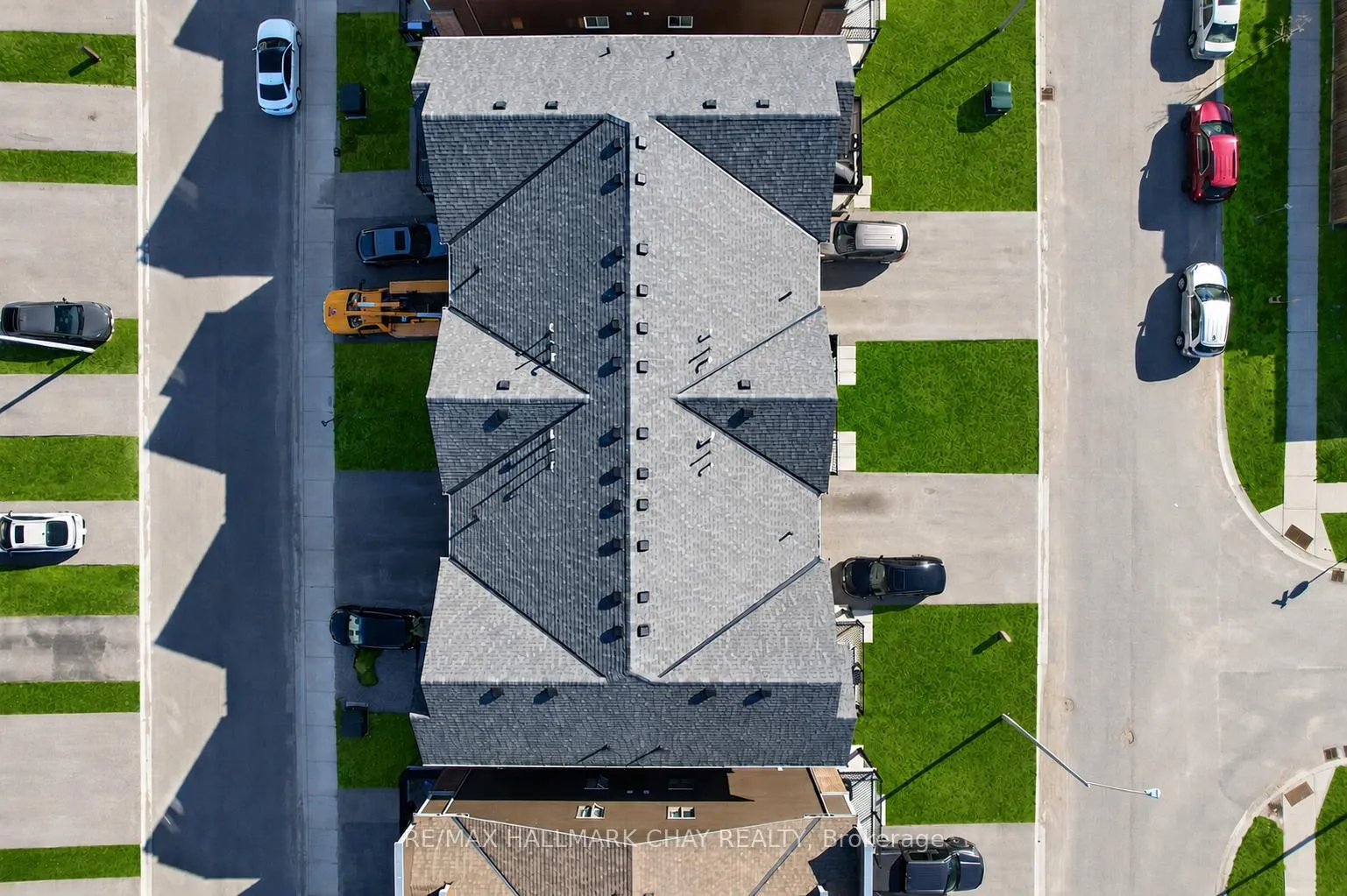 Photo 19 of 39 Kodiak Terrace, Barrie, Rural Barrie Southwest — HOMEH