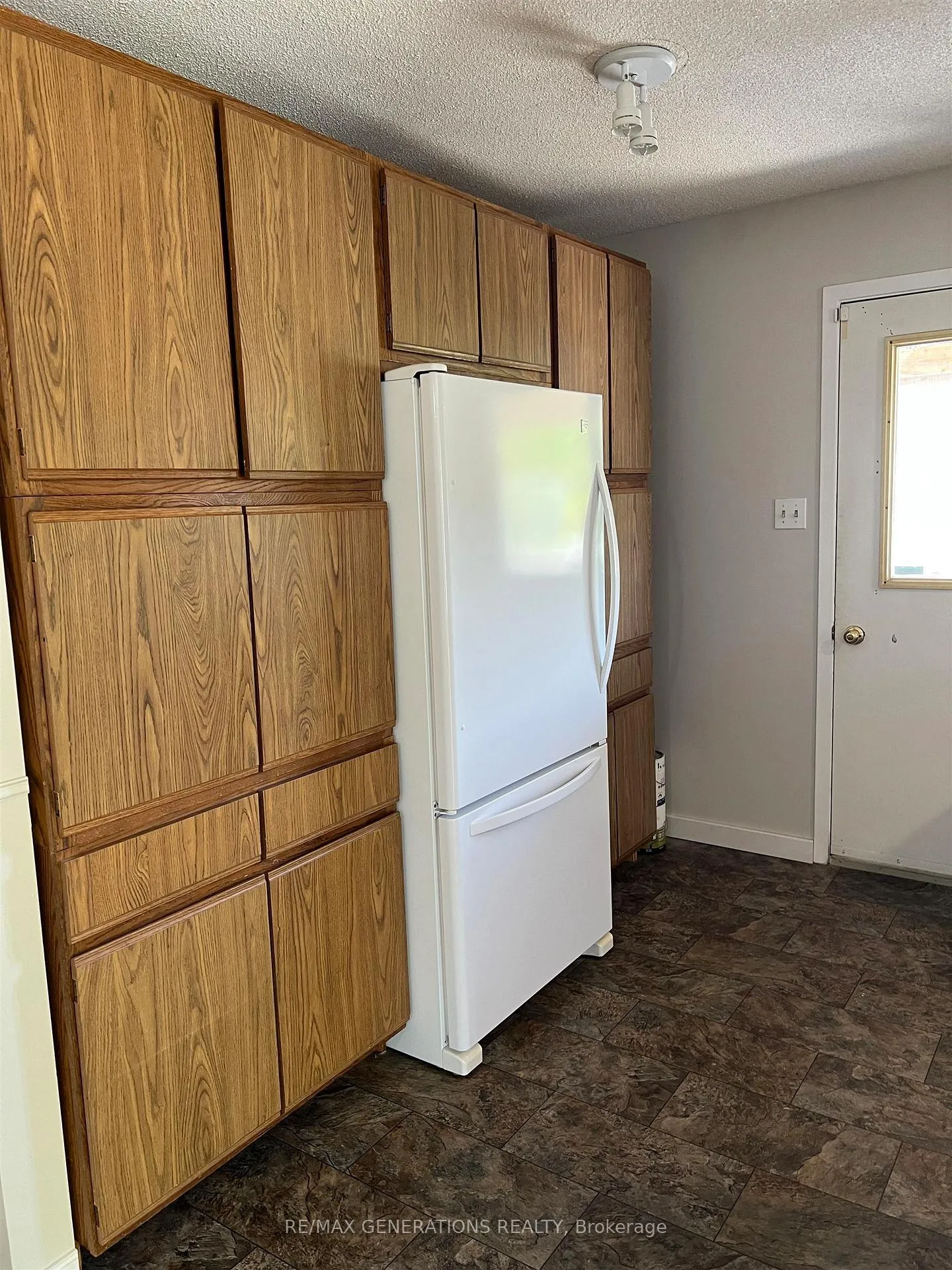 Photo 9 of 62 Hemlo Drive, Marathon — HOMEH