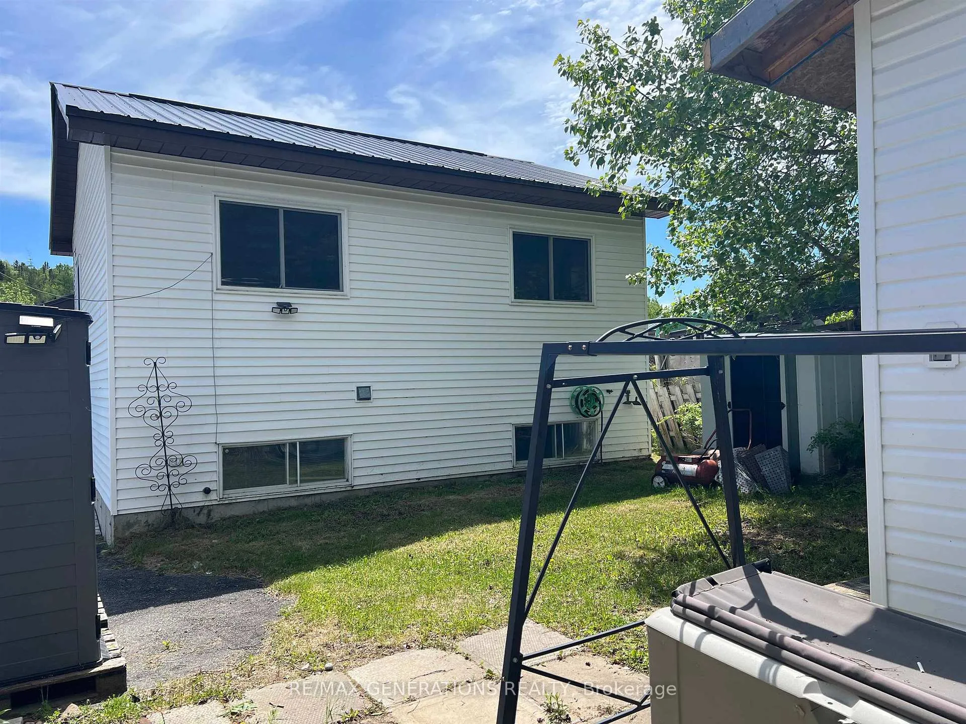 Photo 37 of 62 Hemlo Drive, Marathon — HOMEH