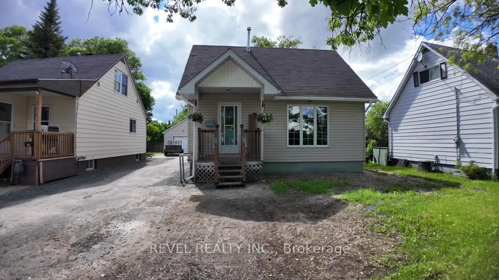 Photo 1 of 385 Cedar Street N, Timmins, TNE - Central — HOMEH