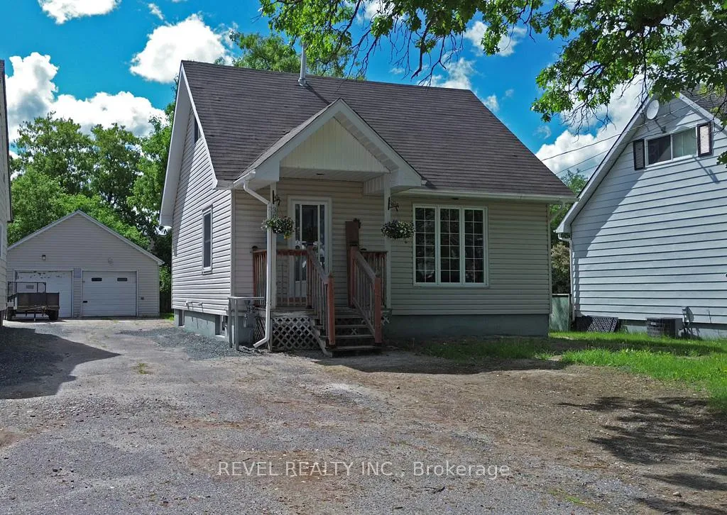 Photo 2 of 385 Cedar Street N, Timmins, TNE - Central — HOMEH