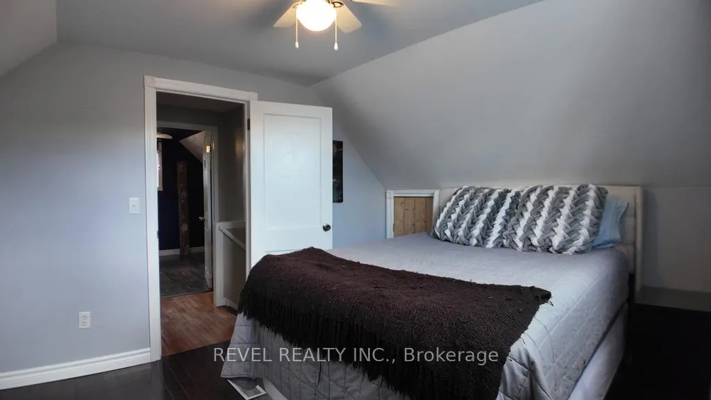 Photo 19 of 385 Cedar Street N, Timmins, TNE - Central — HOMEH