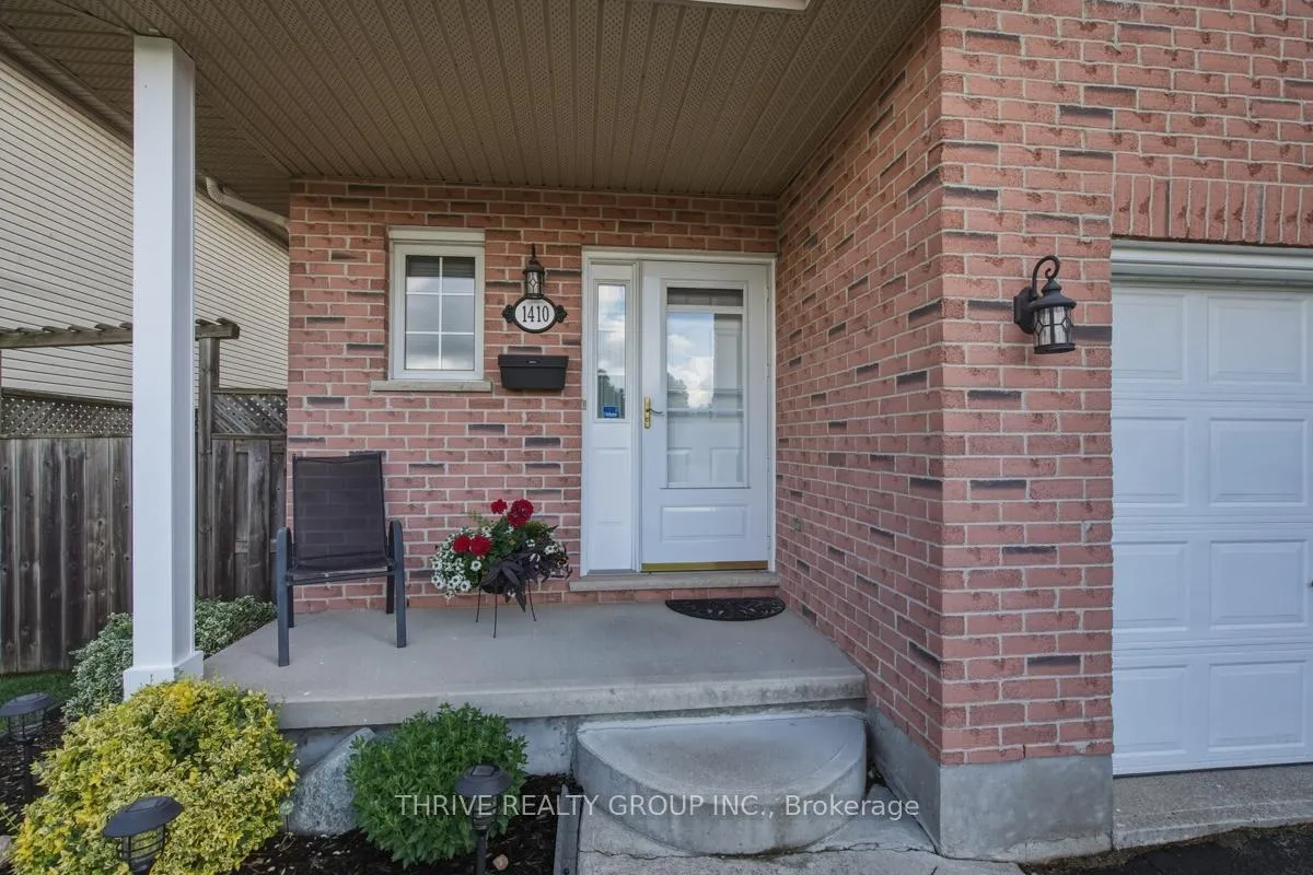 Photo 5 of 1410 Aspenridge Crescent, London, East A — HOMEH
