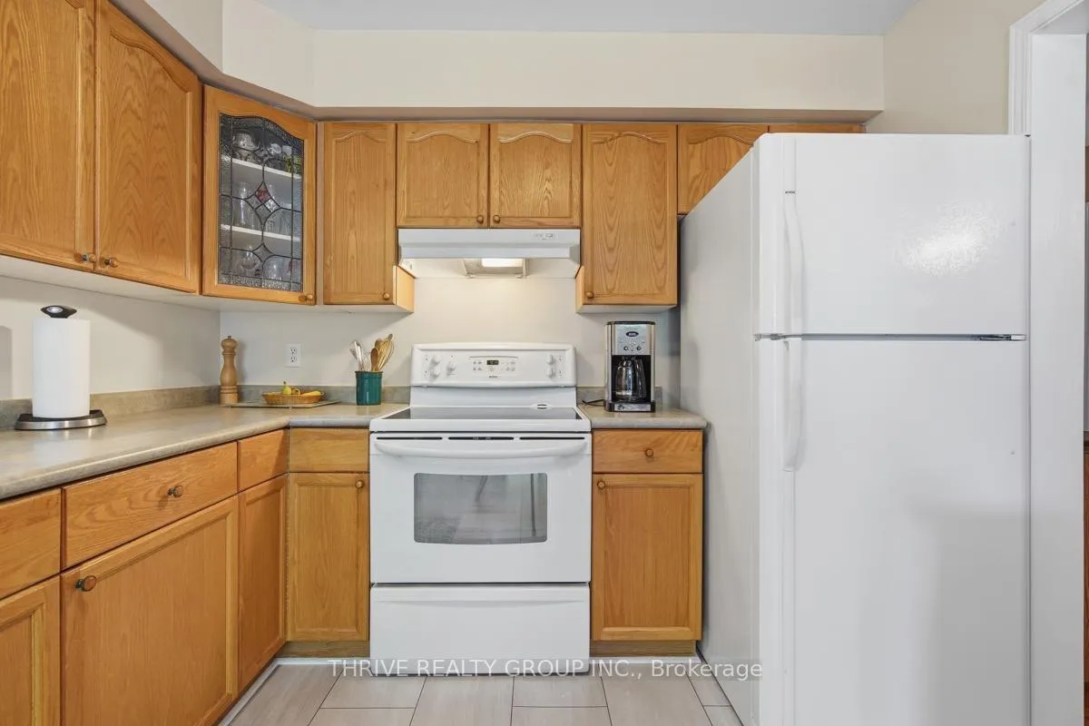 Photo 16 of 1410 Aspenridge Crescent, London, East A — HOMEH