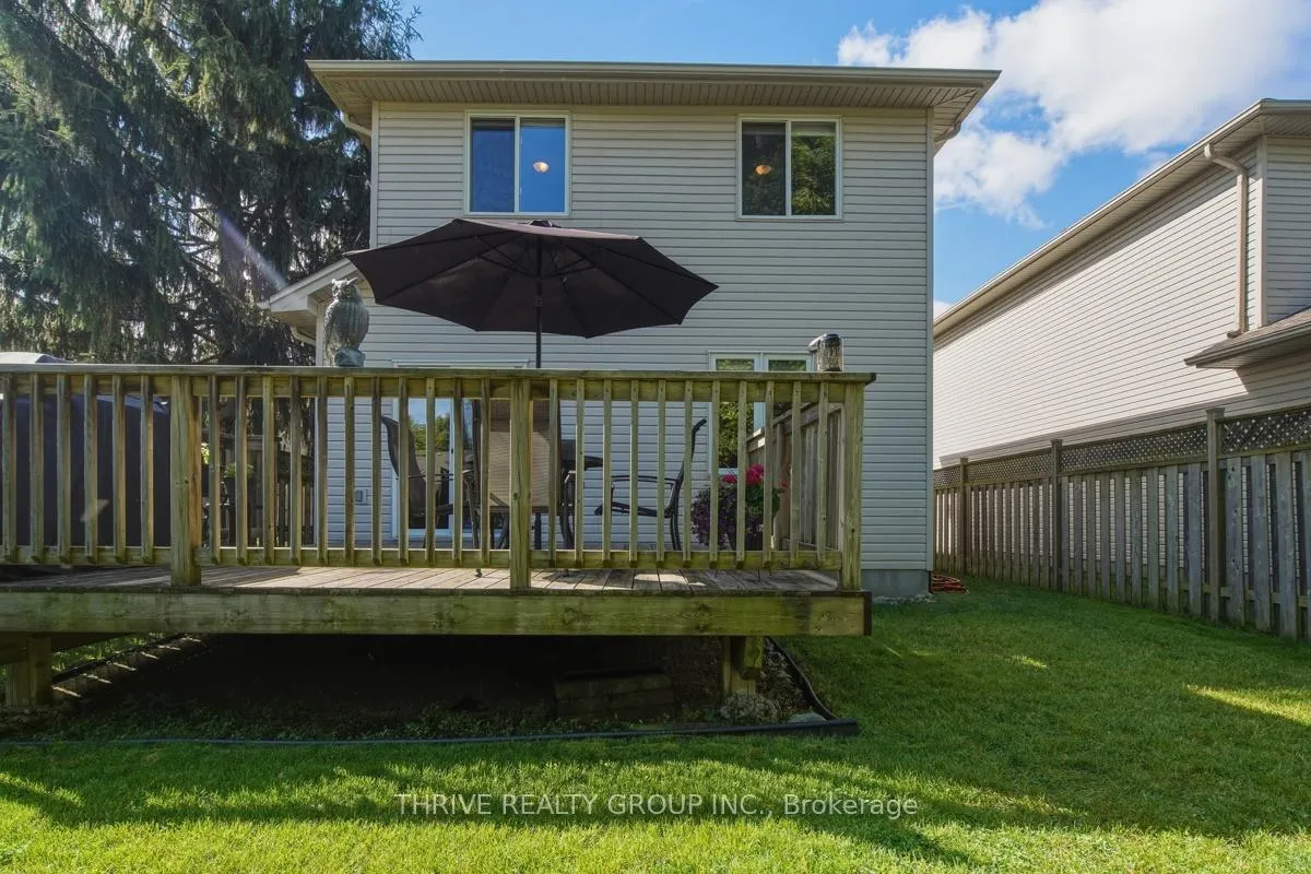 Photo 39 of 1410 Aspenridge Crescent, London, East A — HOMEH