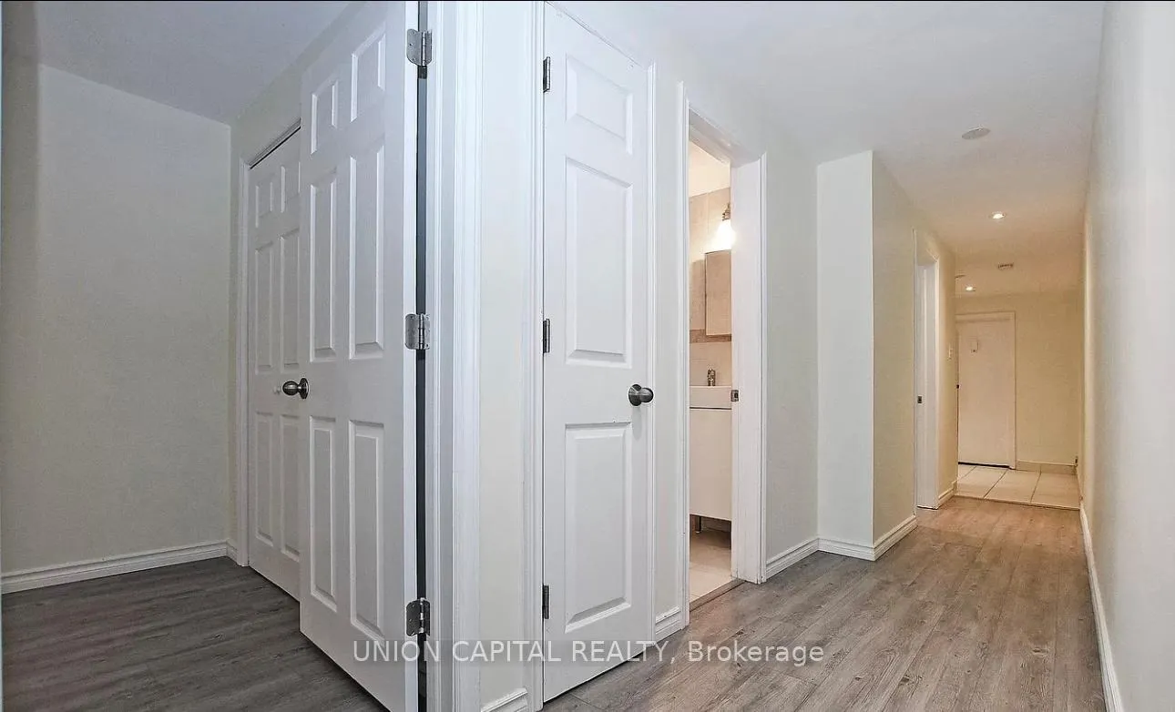 Photo 5 of Unit 2, 100 Rajah Street, Toronto, Englemount-Lawrence — HOMEH