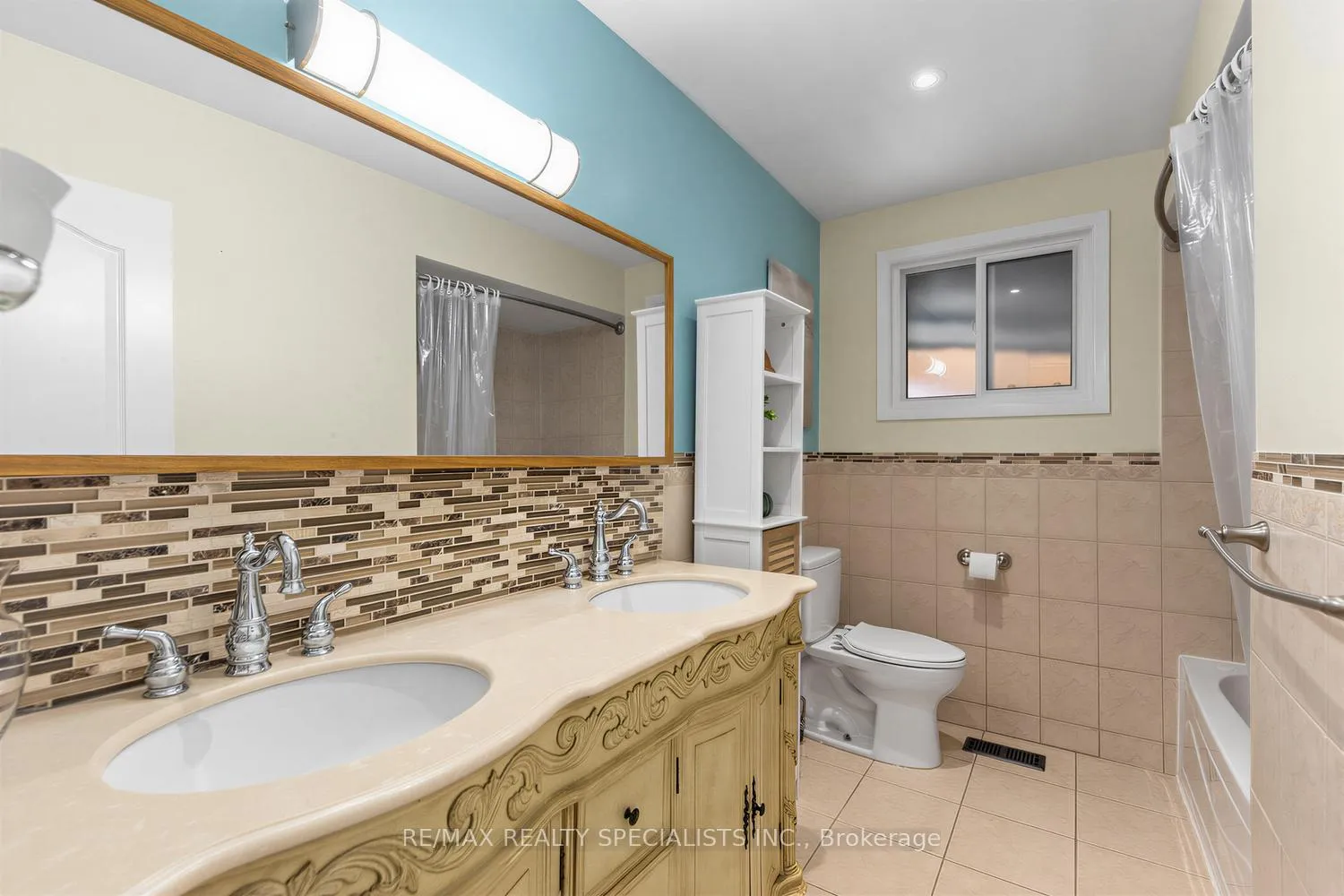 Photo 17 of 654 Woodbridge Avenue, Vaughan, West Woodbridge — HOMEH