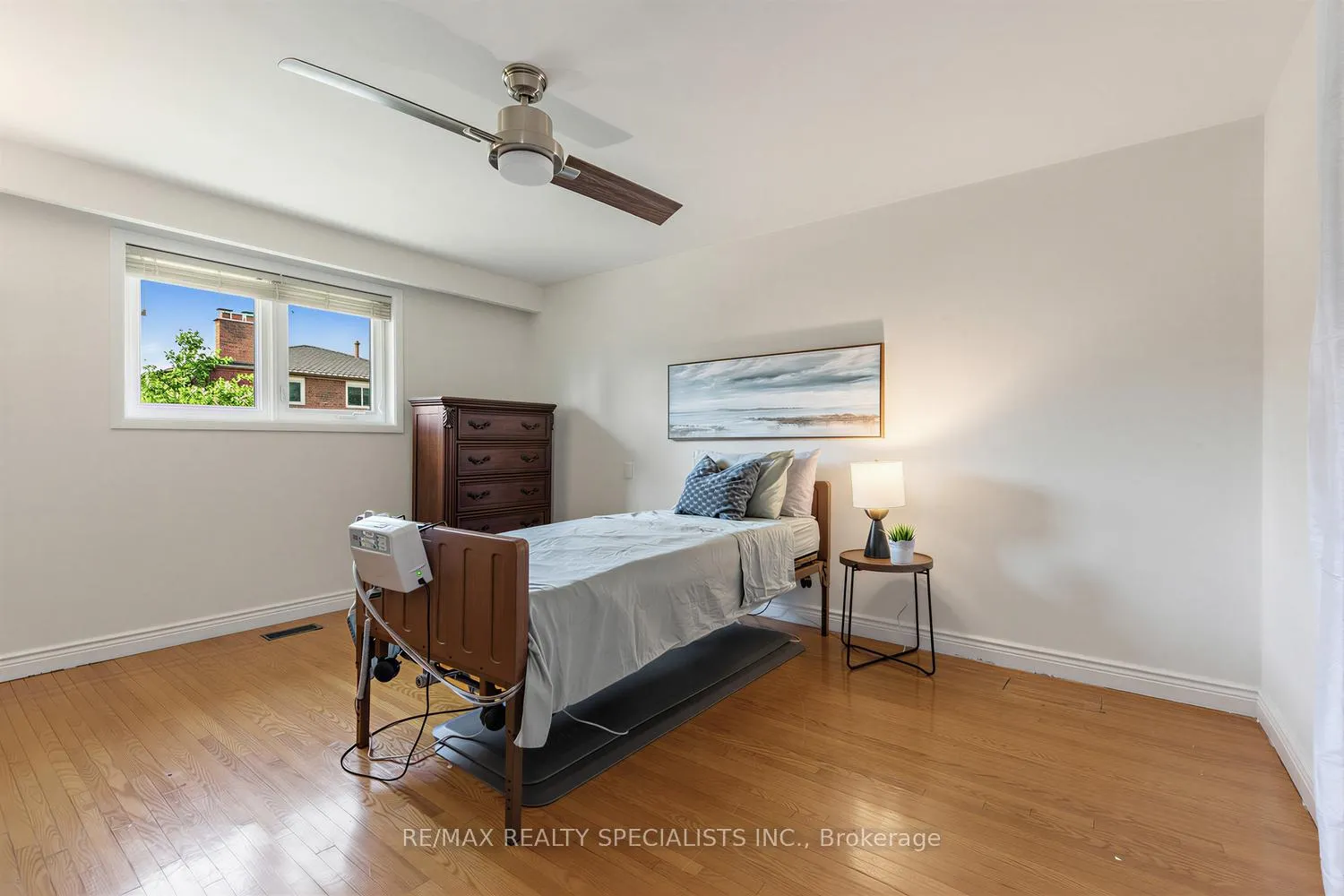 Photo 18 of 654 Woodbridge Avenue, Vaughan, West Woodbridge — HOMEH