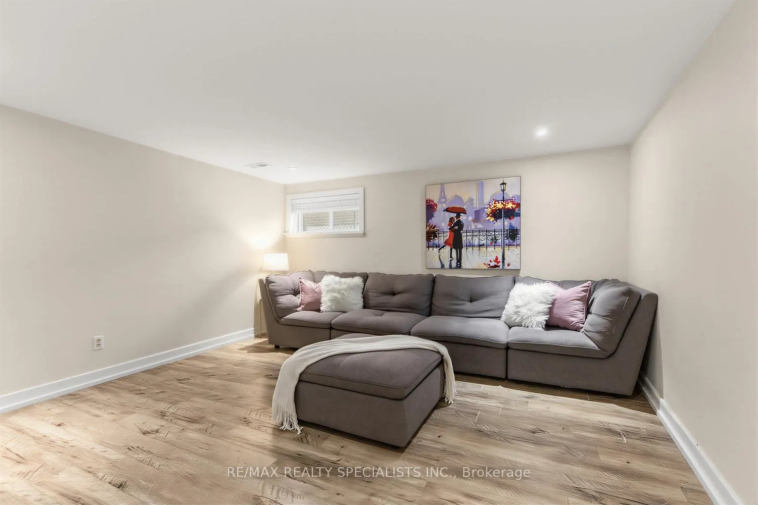 Photo 22 of 654 Woodbridge Avenue, Vaughan, West Woodbridge — HOMEH