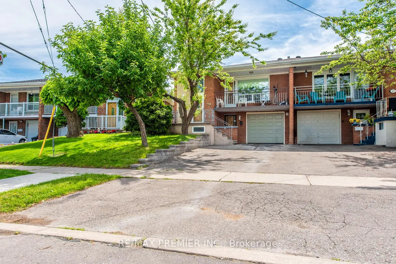 Front of Unit Bsmt, 569 Roding Street
