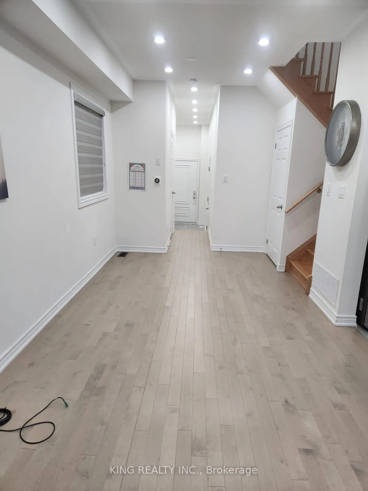 Photo 3 of 3965 Thomas Alton Boulevard, Burlington, Alton — HOMEH