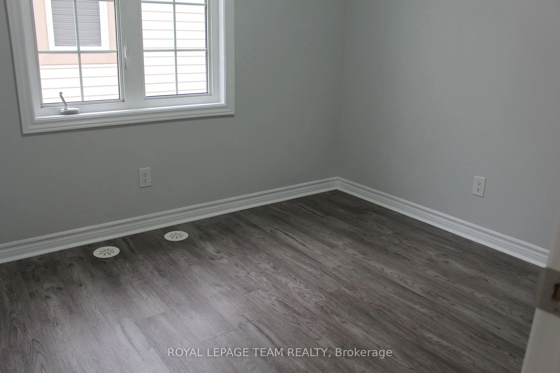 Photo 28 of 374 Sweet Grass Circle, Ottawa, Barrhaven - Half Moon Bay — HOMEH