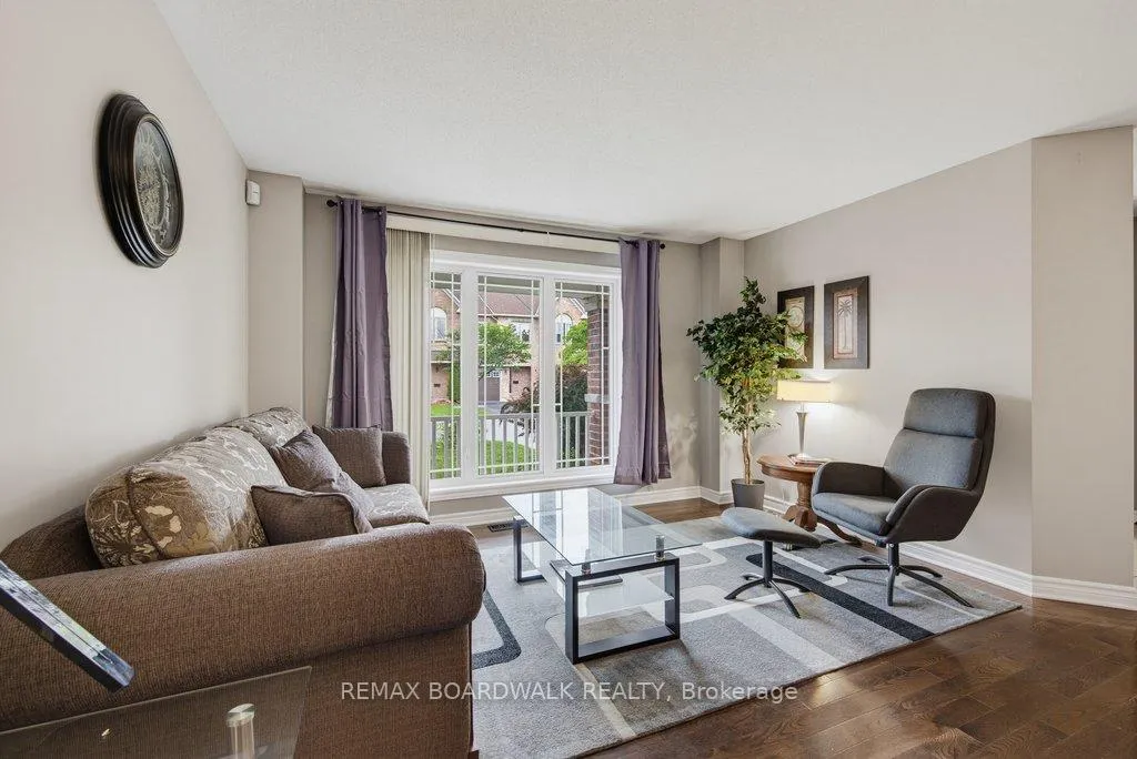 Photo 10 of 200 Branthaven Street, Ottawa, Avalon East — HOMEH