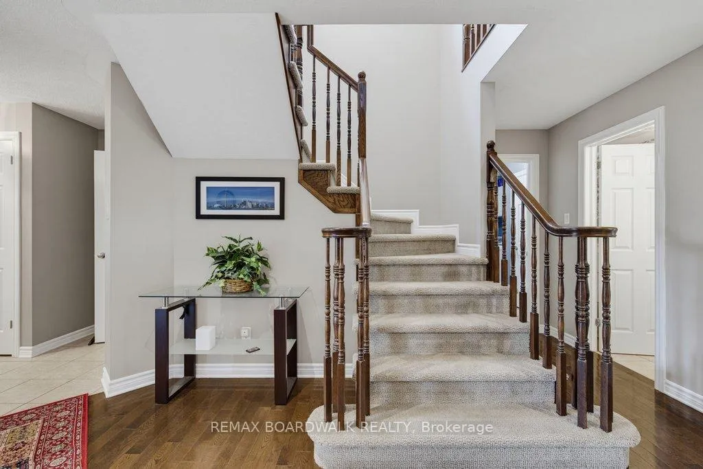 Photo 12 of 200 Branthaven Street, Ottawa, Avalon East — HOMEH