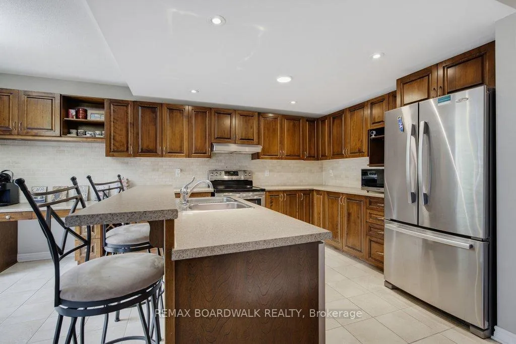 Photo 15 of 200 Branthaven Street, Ottawa, Avalon East — HOMEH